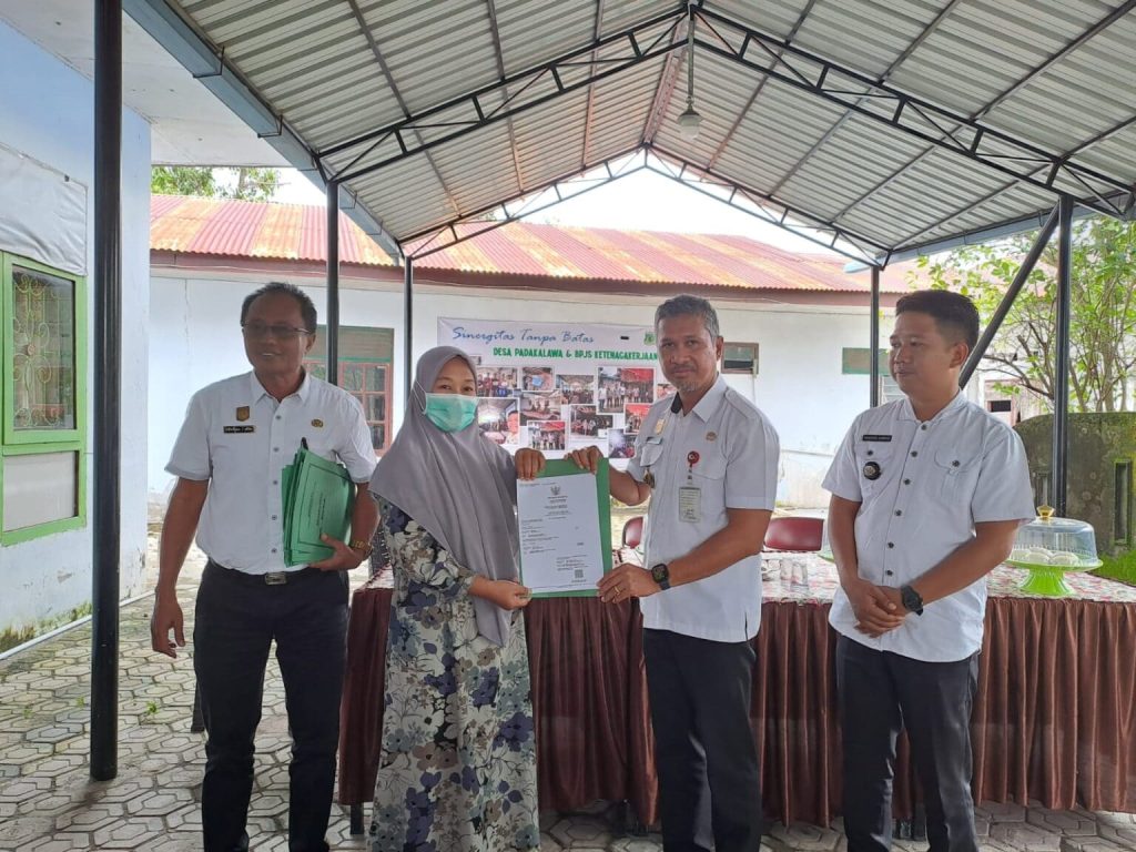 Mantapkan Pelayanan Pro Desaku, Kadis Dukcapil Turun Gunung